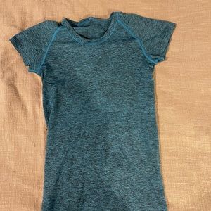 Lululemon swiftly tech shirt